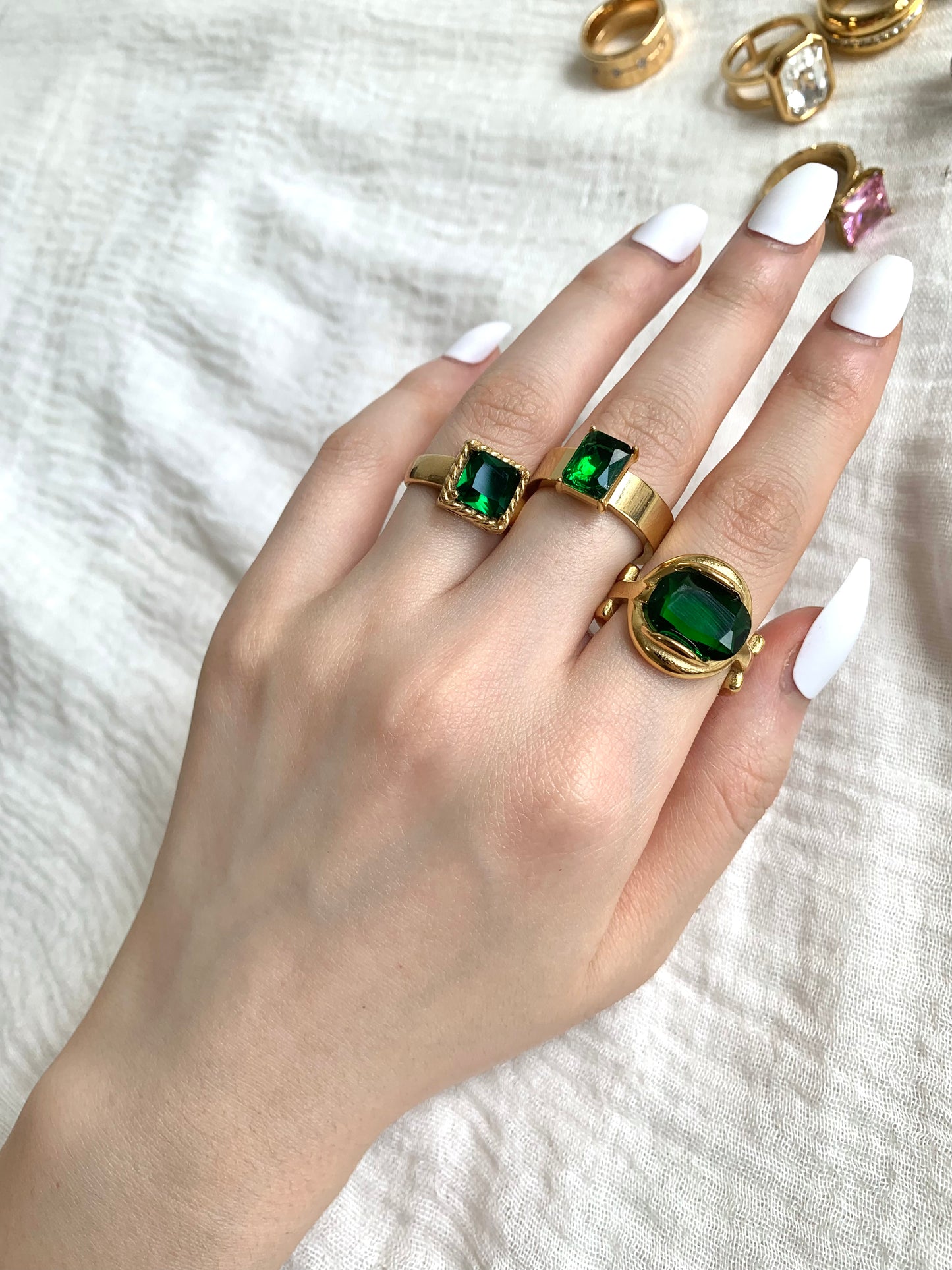 Garbo Ring - Emerald - zZONE Jewelry