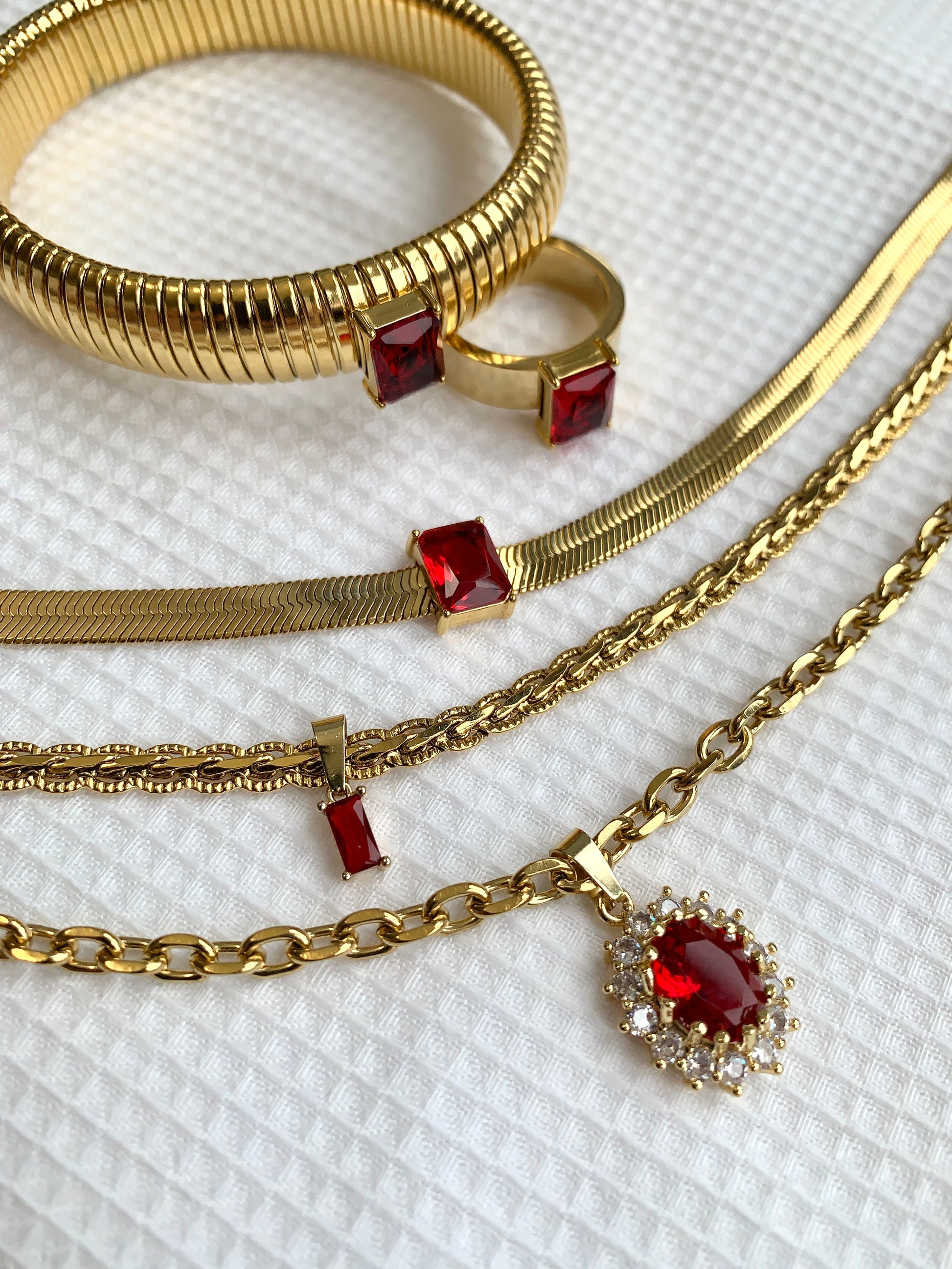 Dita Necklace - Ruby - zZONE Jewelry